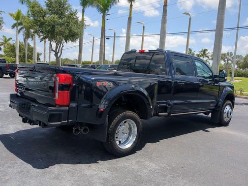 2025 Ford F-450 Platinum