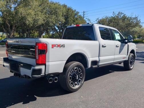2026 Ford F-250 Platinum
