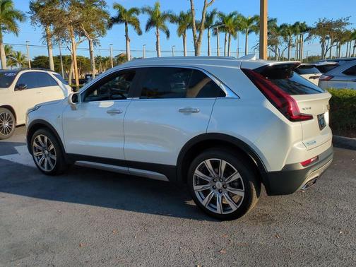 2019 Cadillac XT4 Premium Luxury