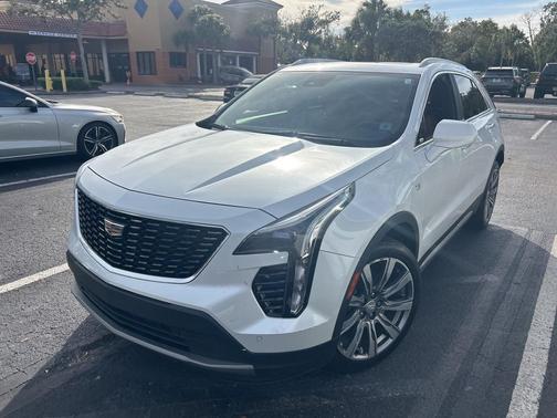 2019 Cadillac XT4 Premium Luxury