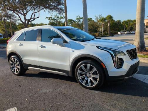 2019 Cadillac XT4 Premium Luxury
