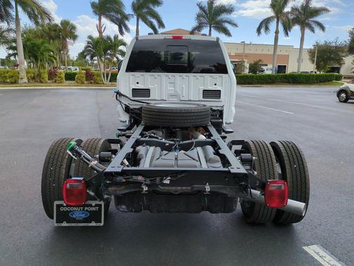 OXFORD WHITE 2026 Ford F-450 XL