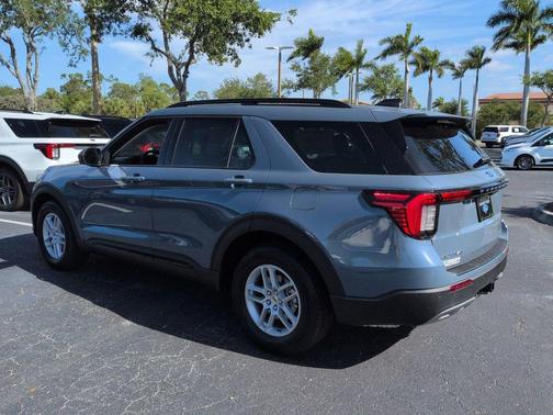 VAPOR BLUE 2026 Ford Explorer Active