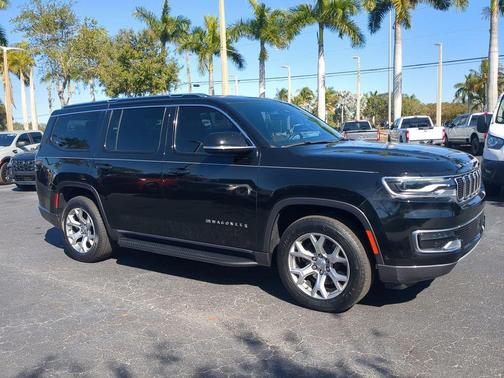 Diamond Black Crystal Pearlcoat 2022 Jeep Wagoneer Series II 4x2 SUV