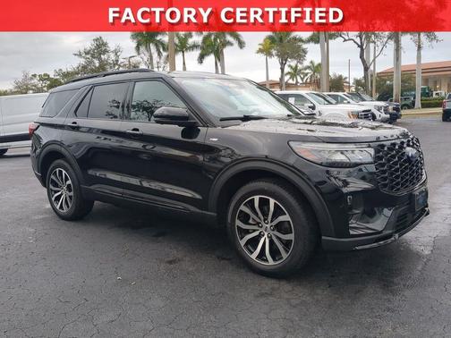 2025 Ford Explorer ST-Line
