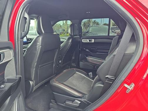 RAPID RED MET TINTED CC 2023 Ford Explorer ST-Line
