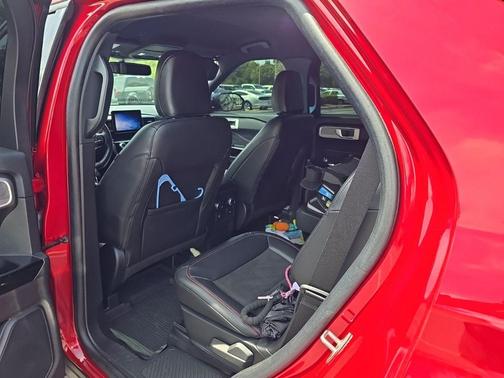 RAPID RED MET TINTED CC 2023 Ford Explorer ST-Line