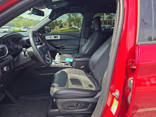 RAPID RED MET TINTED CC 2023 Ford Explorer ST-Line