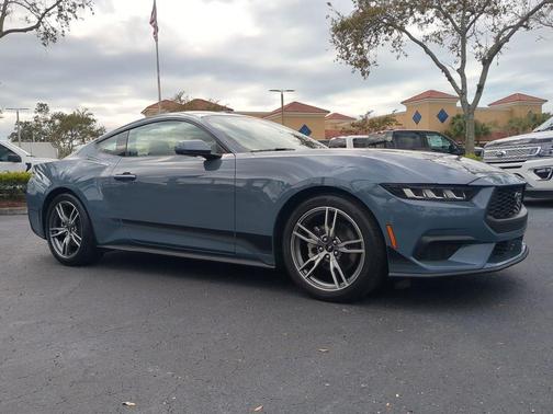 2024 Ford Mustang EcoBoost