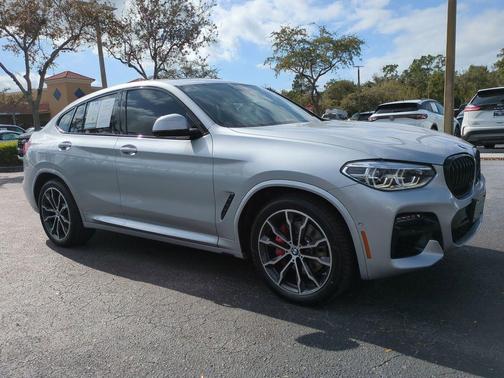 Glacier Silver Metallic 2021 BMW X4 M40i