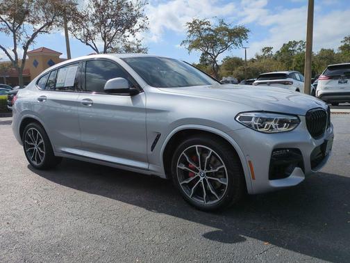 2021 BMW X4 M40i