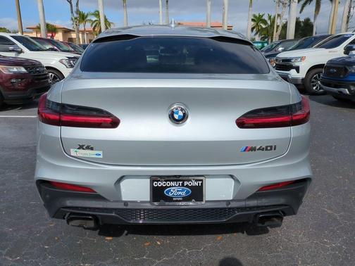 2021 BMW X4 M40i