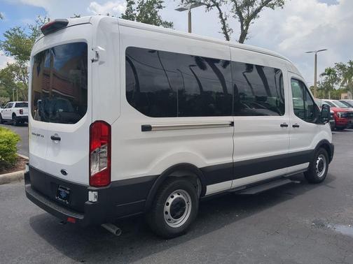 2025 Ford Transit-350 XL