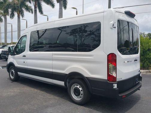 2025 Ford Transit-350 XL