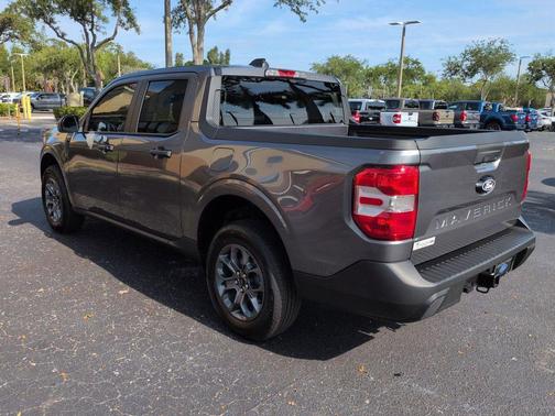CARBONIZED GRAY METALLIC 2026 Ford Maverick XLT