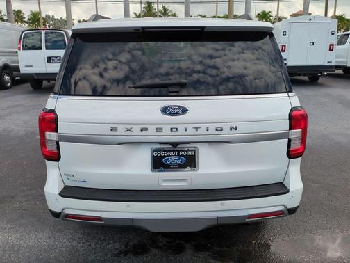 2023 Ford Expedition XLT