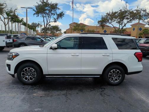 2023 Ford Expedition XLT