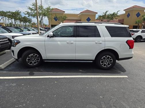 2023 Ford Expedition XLT