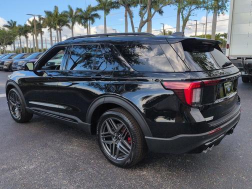 Agate Black Metallic 2026 Ford Explorer ST