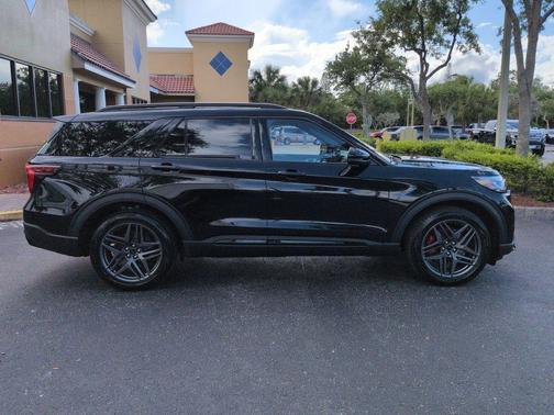 Agate Black Metallic 2026 Ford Explorer ST