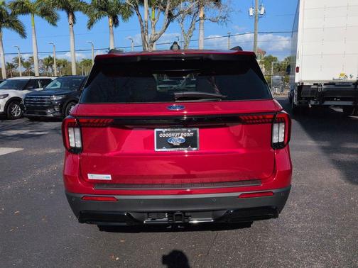 RAPID RED MET TINTED CC 2026 Ford Explorer ST-Line