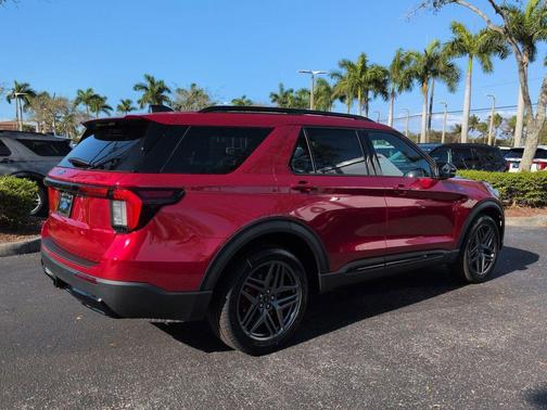 RAPID RED MET TINTED CC 2026 Ford Explorer ST-Line