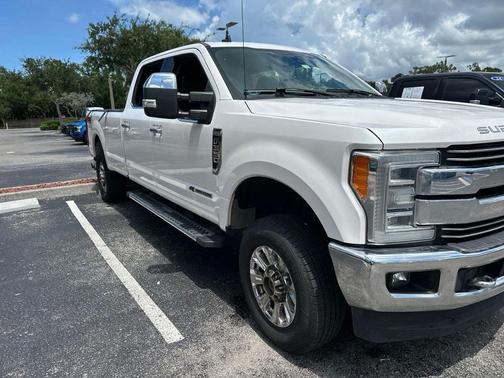 WHITE PLATINUM MET TRI-COAT 2019 Ford F-350 Platinum