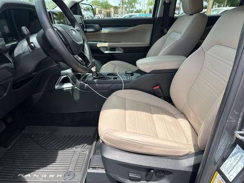 CARBONIZED GRAY METALLIC 2025 Ford Ranger LARIAT