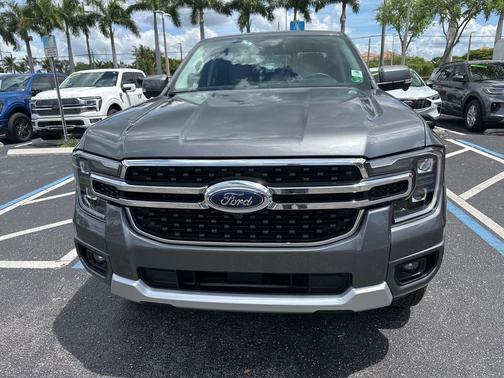 CARBONIZED GRAY METALLIC 2025 Ford Ranger LARIAT