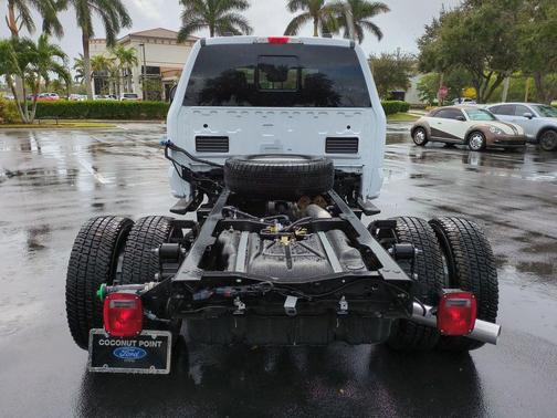 OXFORD WHITE 2026 Ford F-350 XL