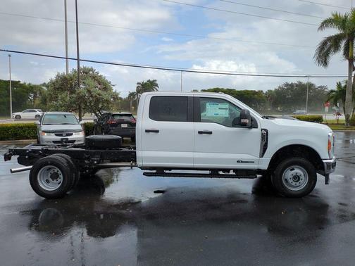 OXFORD WHITE 2026 Ford F-350 XL