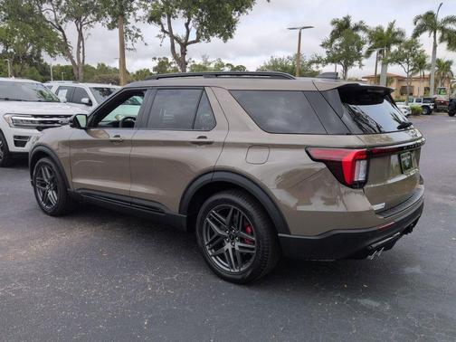 Marsh Gray 2026 Ford Explorer ST