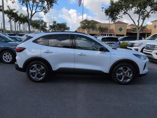 SPACE SILVER METALLIC 2025 Ford Escape ST-Line