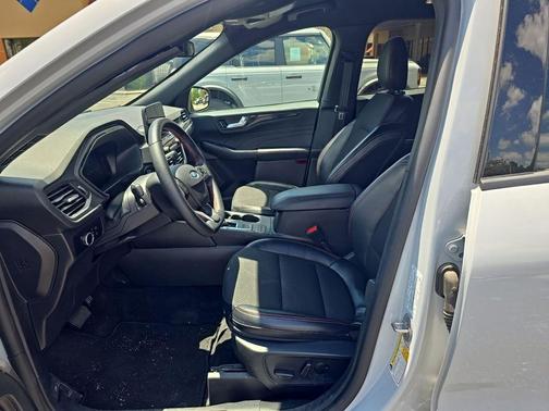 SPACE SILVER METALLIC 2025 Ford Escape ST-Line