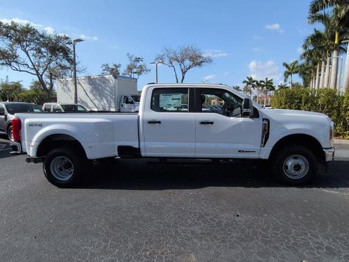 OXFORD WHITE 2026 Ford F-350 XL