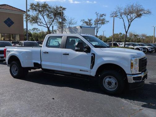OXFORD WHITE 2026 Ford F-350 XL