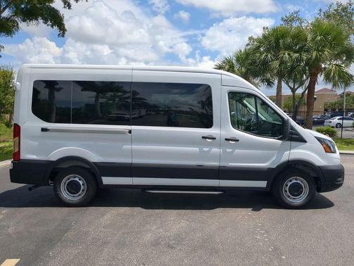 2025 Ford Transit-350 XL