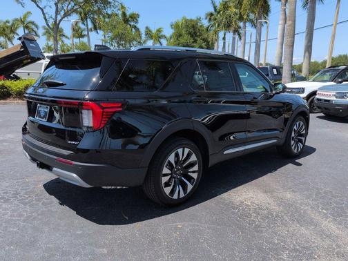 Agate Black Metallic 2026 Ford Explorer Platinum