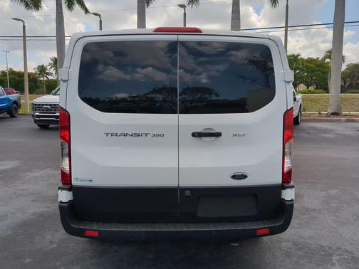 2024 Ford Transit-350 XLT