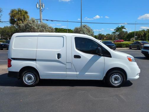 2020 Nissan NV200 S