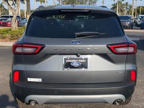 2025 Ford Escape SE