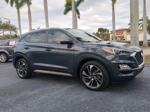 2021 Hyundai TUCSON Sport