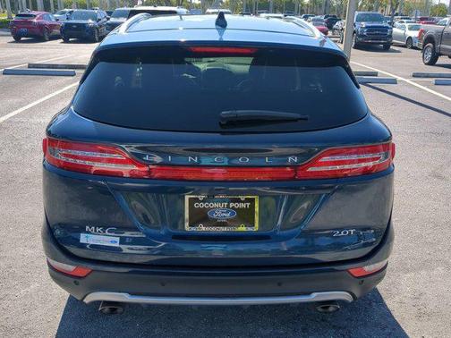 2017 Lincoln MKC Select