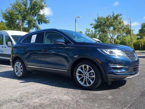 2017 Lincoln MKC Select