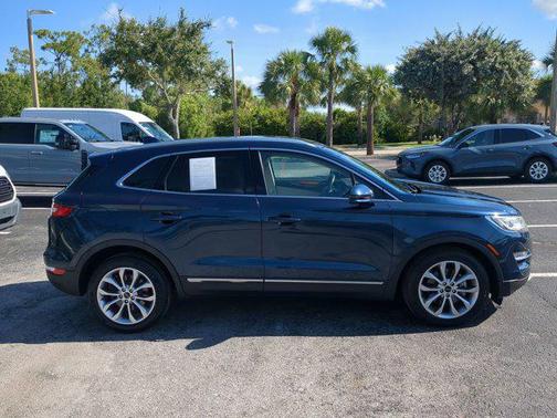 2017 Lincoln MKC Select