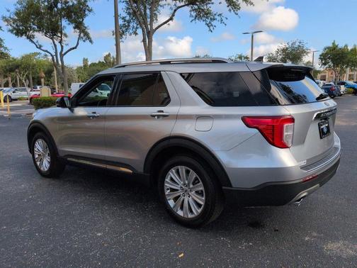 ICONIC SILVER METALLIC 2024 Ford Explorer Limited