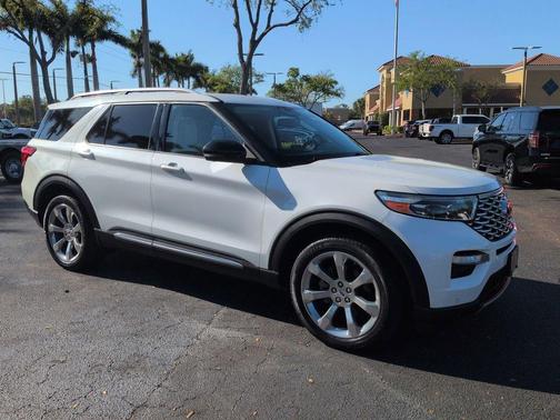 STAR WHITE MET TRI-COAT 2020 Ford Explorer Platinum