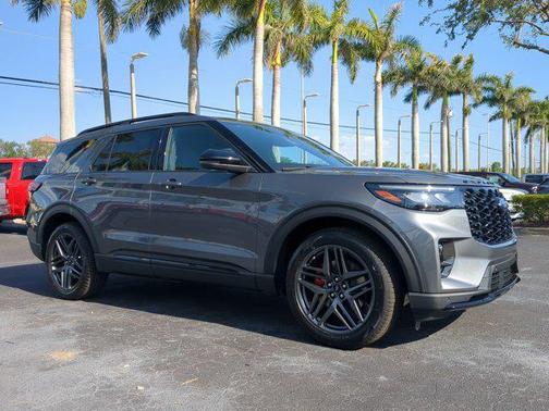 2025 Ford Explorer ST