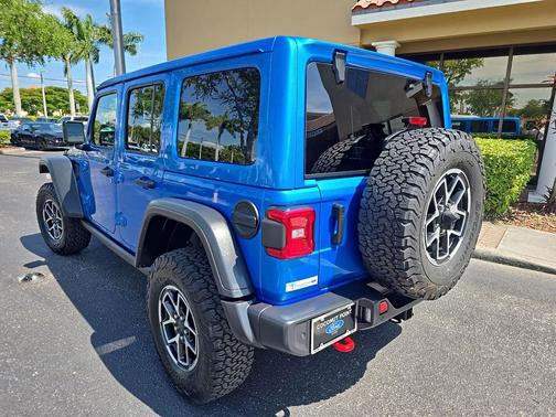 Hydro Blue Pearlcoat 2025 Jeep Wrangler Rubicon
