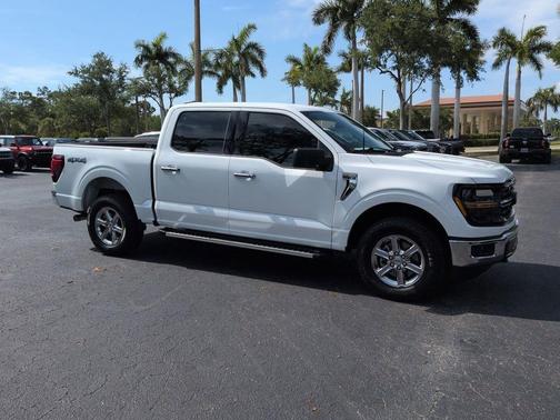 OXFORD WHITE 2025 Ford F-150 XLT